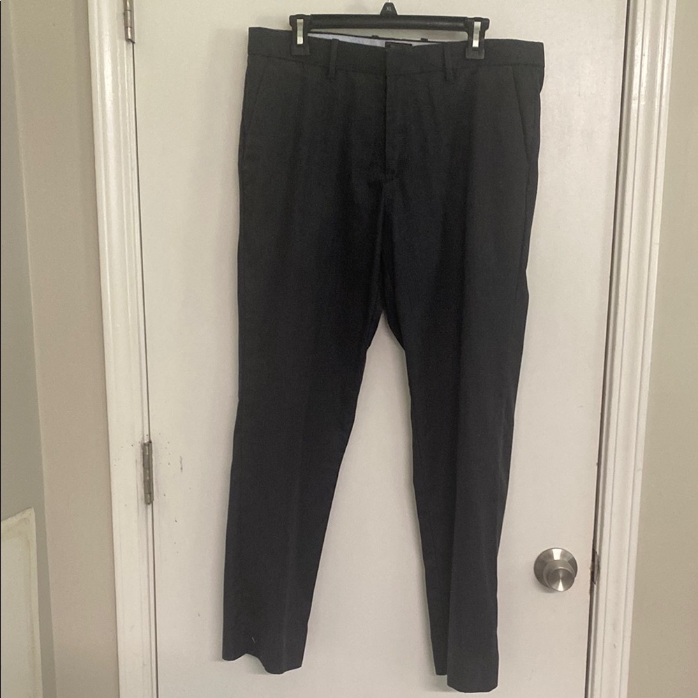 GAP Men's Classic Black Dress Pants